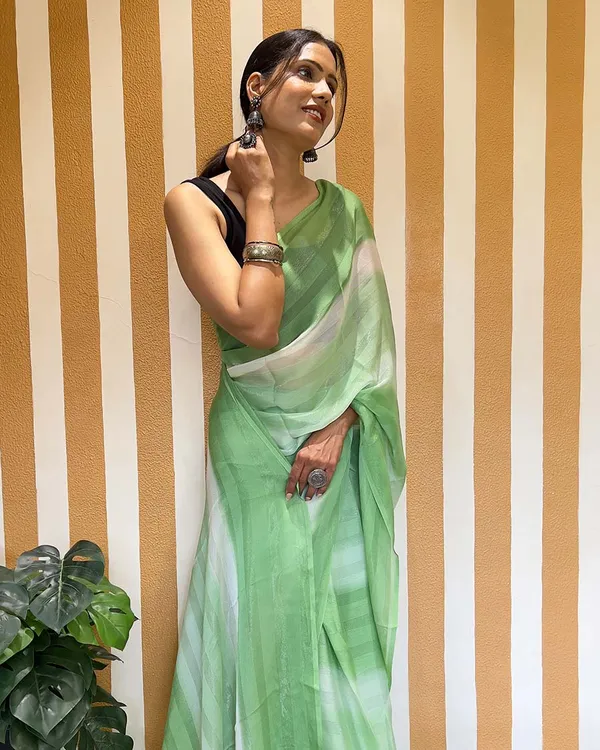 Light_Green_Color_1-Minute_Ready_To_Wear_Naylon_Saree_With_Blouse_Piece