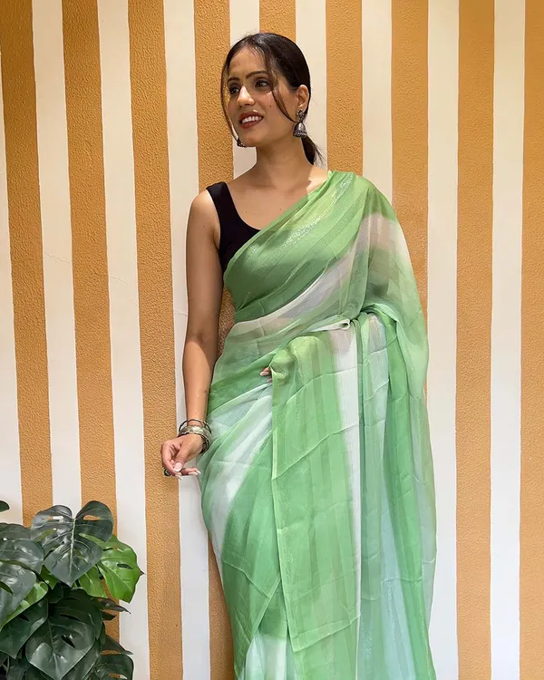 Light_Green_Color_1-Minute_Ready_To_Wear_Naylon_Saree_With_Blouse_Piece