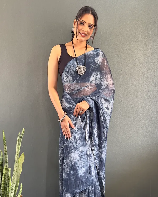 Blue_Color_1-Minute_Ready_To_Wear_Georgette_Saree_With_Blouse_Piece