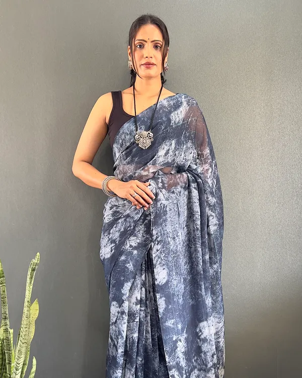 Blue_Color_1-Minute_Ready_To_Wear_Georgette_Saree_With_Blouse_Piece