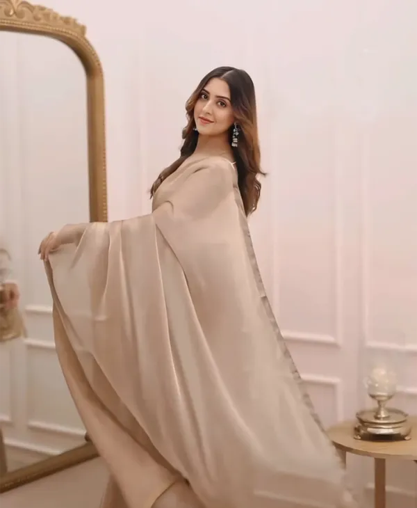 Cream_Color_Soft_Fendy_Silk_Saree_with_Fully_Stitch_Blouse_(Free_Size)_Up_to_44