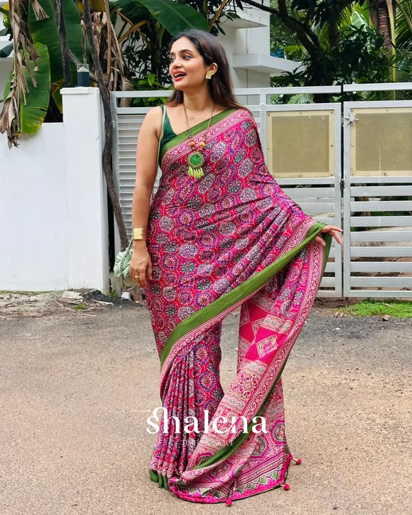 Pink__Color_1_Minute_Ready_to_Wear_Digitial_Printed_Crape_Silk_Saree