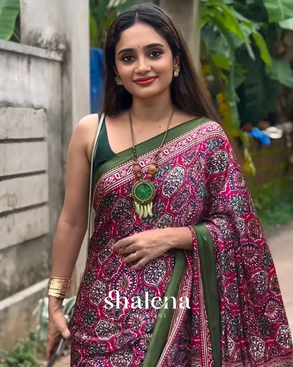 Pink__Color_1_Minute_Ready_to_Wear_Digitial_Printed_Crape_Silk_Saree