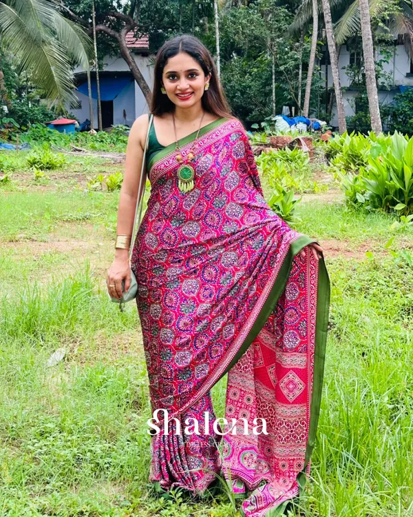 Pink__Color_1_Minute_Ready_to_Wear_Digitial_Printed_Crape_Silk_Saree