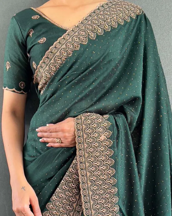 Light_green_Color_1_-_Minute_Ready_to_Wear_Vichitra_silk_Saree_with_Unstitch_Blouse_Piece