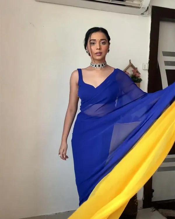 Navy_Blue_And_Yellow_Color_1-Minute_Ready_To_Wear_Georgette_Saree_With_Blouse_Piece