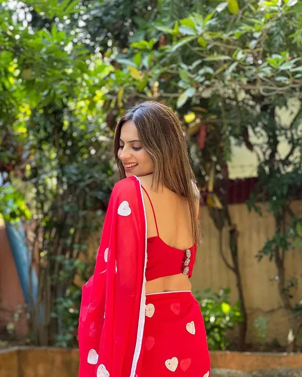 Red_Color_1-Minute_Ready_To_Wear_Georgette_Saree_With_Blouse_Piece