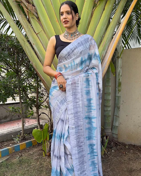 Sky_Blue_color_1-Minute_Ready_To_Wear_Naylon_Saree_With_Blouse_Piece