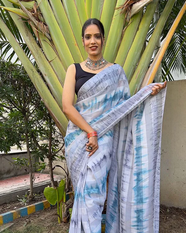 Sky_Blue_color_1-Minute_Ready_To_Wear_Naylon_Saree_With_Blouse_Piece