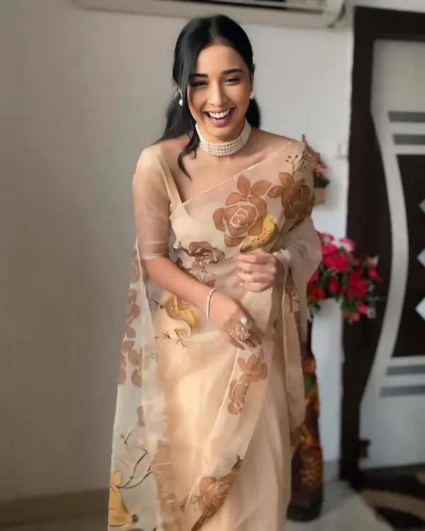 Light_Coffe_Color_1-Minute_Ready_To_Wear_Organza_Saree_With_Blouse_Piece