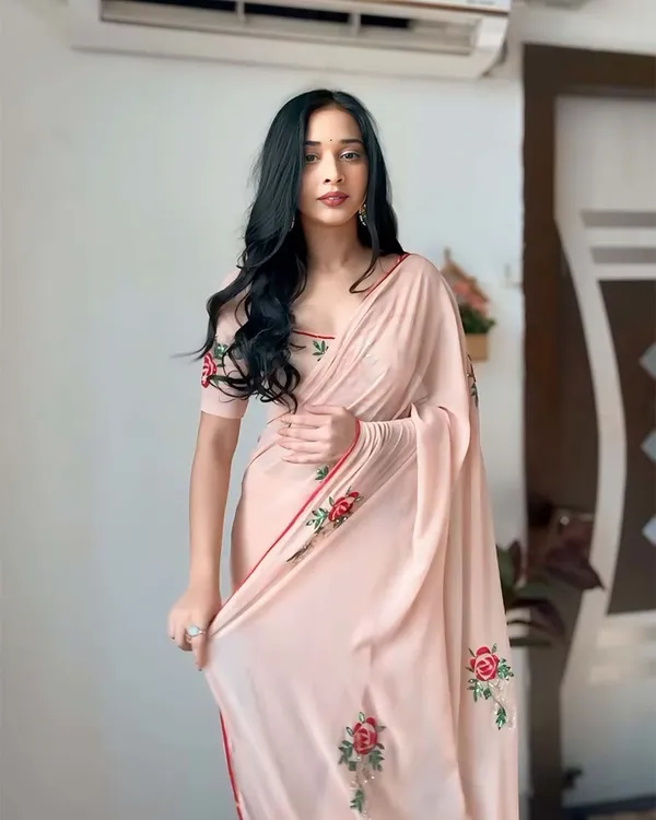 Peach_Color_1-Minute_Ready_To_Wear_Georgette_Saree_With_Blouse_Piece