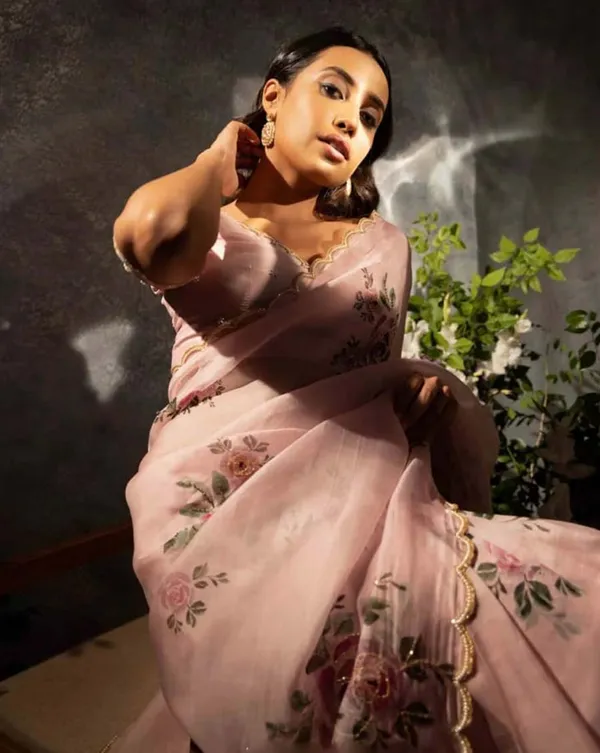 Light_Pink_Color_1-Minute_Ready_To_Wear_Organza_Silk_Saree_with_Moti_Embroidery_Work_&_Stitched_Blouse