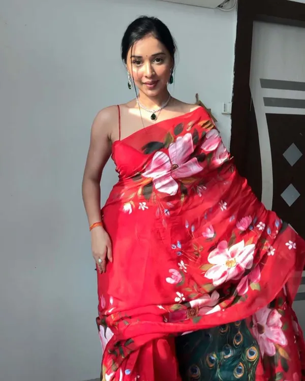 Red_Color_1-Minute_Ready_To_Wear_Georgette_Saree_With_Blouse_Piece