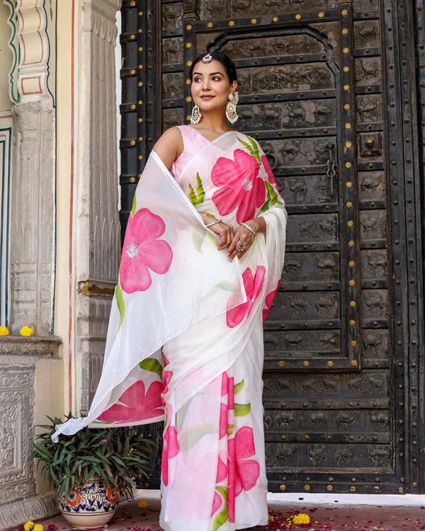 White_Color_1-Minute_Ready_to_Wear_Georgette_Saree_with_Floral_Design_&_Blouse_Piece