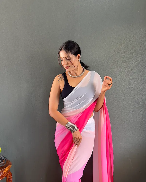 Pink_And_White_Color_1-Minute_Ready_To_Wear_Georgette_Saree_With_Blouse_Piece