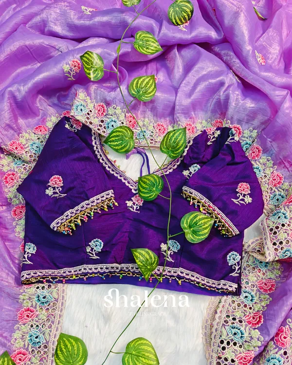 Winsome_Lavender_Embroidery_Work_Cursh_Silk_Saree_With_Seraphic_Full_Stitched_Blouse
