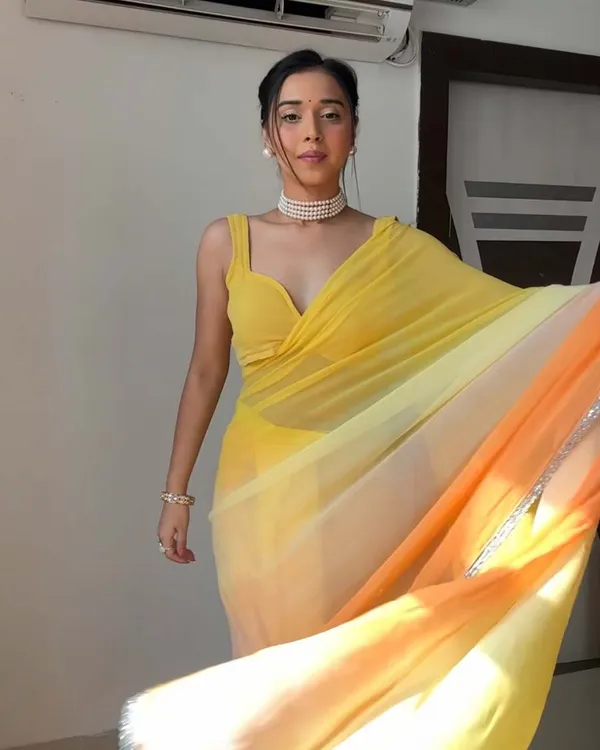 Yellow_Color_1-Minute_Ready_To_Wear_Georgette_Saree_With_Blouse_Piece