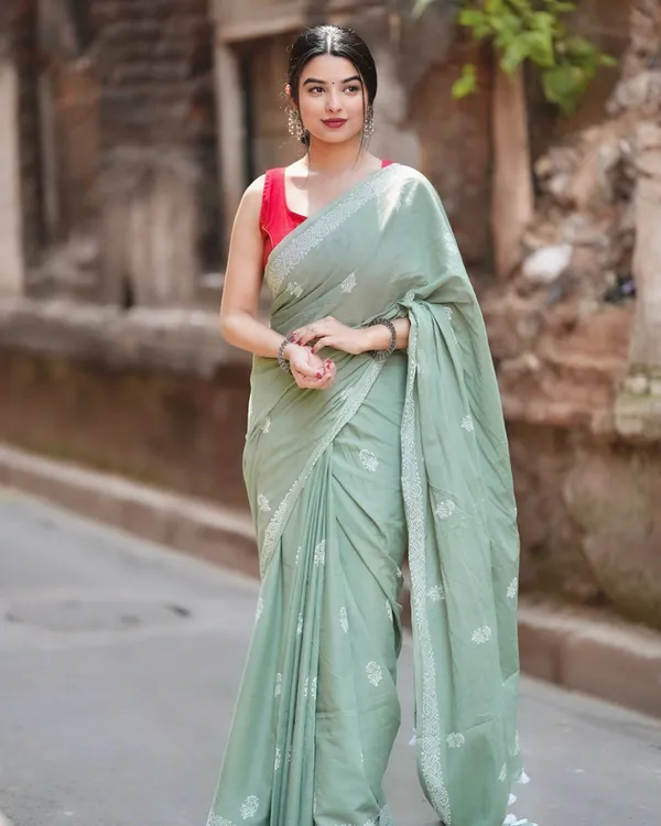 Bottle_Green_Color_Mulmul_Cotton_1_-_Minute_Ready_to_Wear_Saree_with_Pocket_and__Blouse_Piece