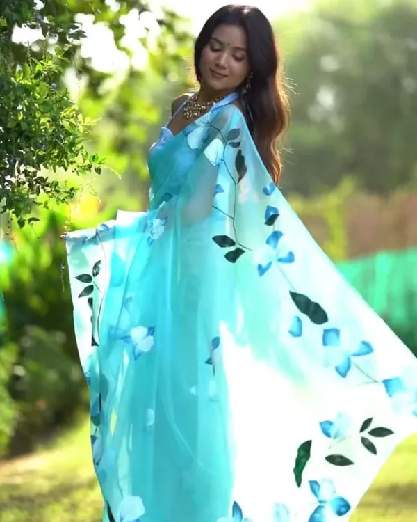 Blue_Color_1-Minute_Ready_to_Wear_Premium_Georgette_Saree_with_Blouse_Piece