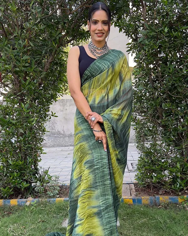 Green_color_1-Minute_Ready_To_Wear_Naylon_Saree_With_Blouse_Piece