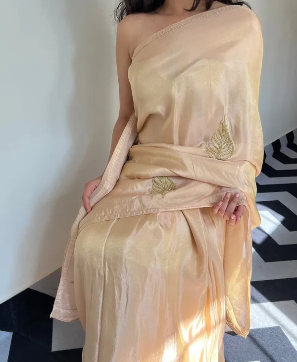 Cream_Color_Soft_Malai_Sattin_Silk_1_-_Minute_Ready_to_Wear_Saree_with_Fully_Stitch_Blouse_(Free_Size)_Up_to_44