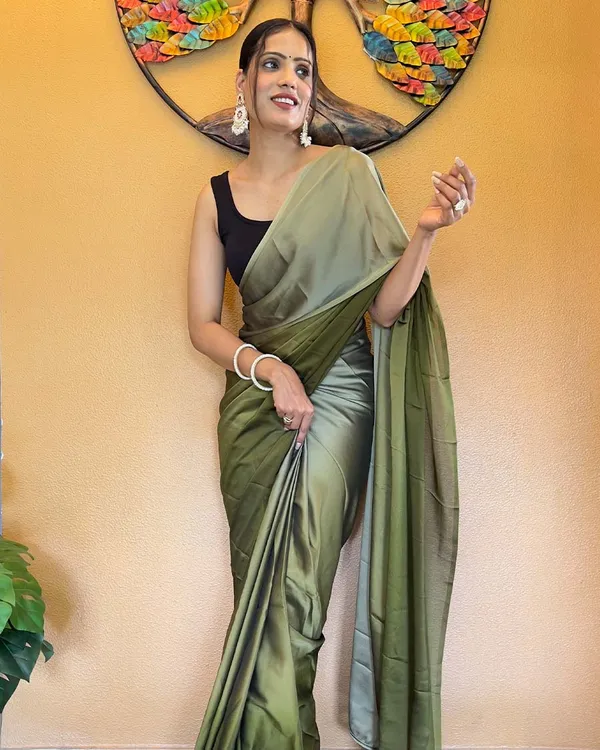 Mahendi_Color_1-Minute_Ready_To_Wear_Chiffon_Saree_With_Blouse_Piece