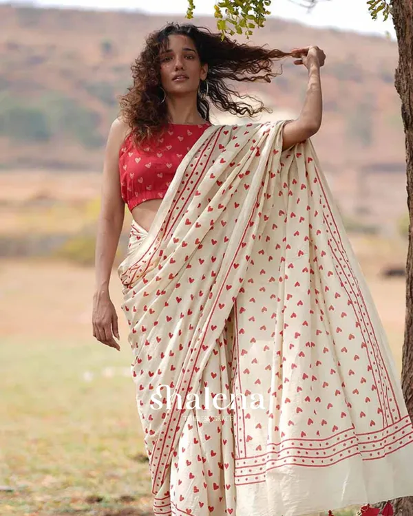 White_Color_1_-_Minute_Ready_to_Wear_Mulmul_Cotton_Saree_with_Blouse_Piece