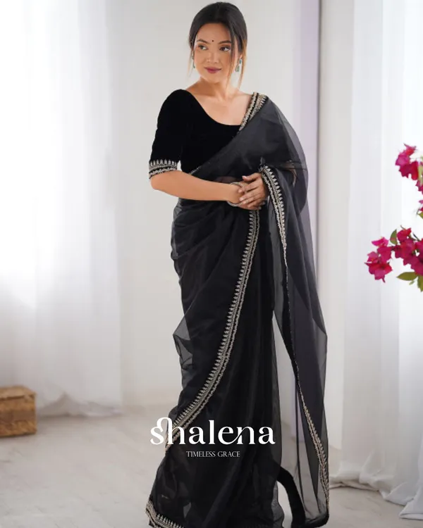 Captivating_Black_Twill_Net_Embroidery_Work_Saree_With_Velvet_Blouse_Piece