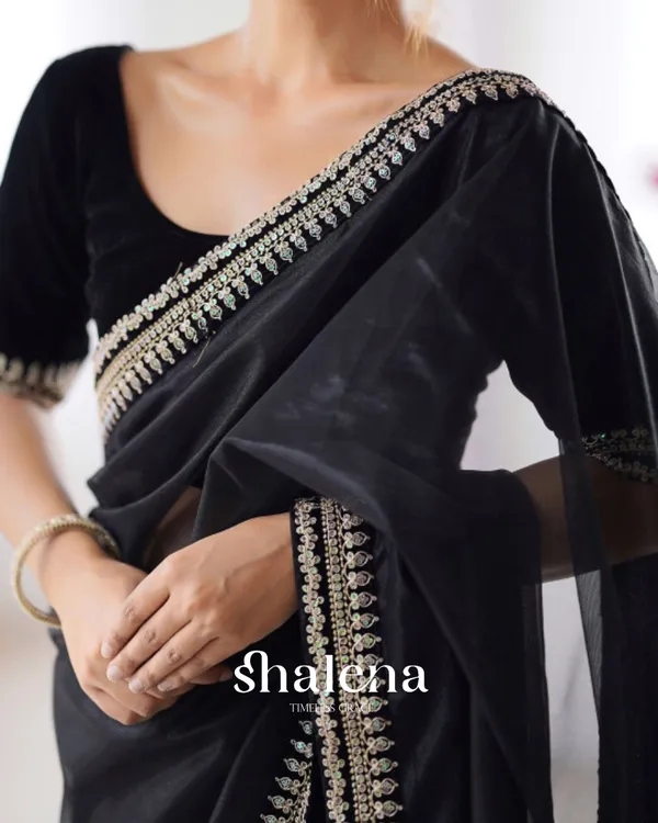 Captivating_Black_Twill_Net_Embroidery_Work_Saree_With_Velvet_Blouse_Piece