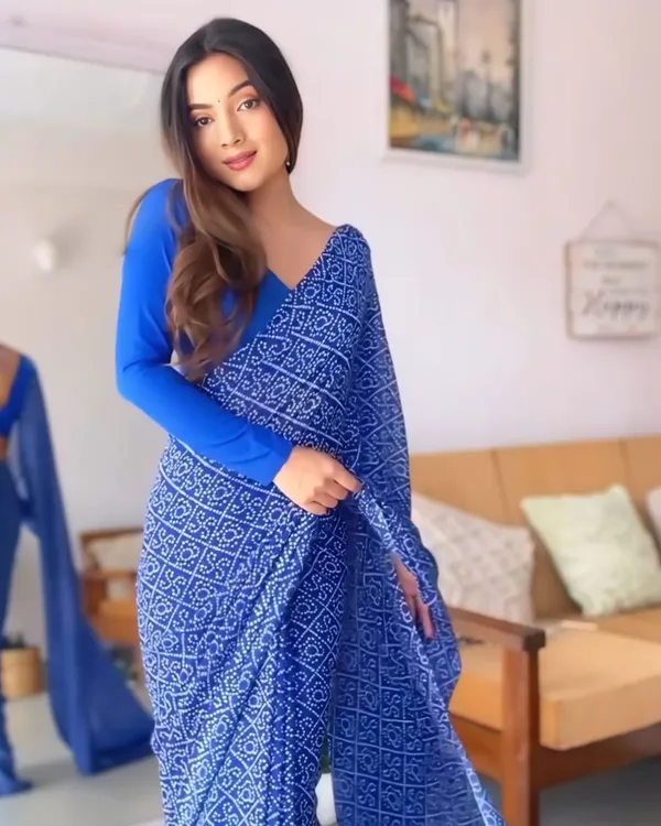 Blue_Color_Georgette_1_-_Minute_Ready_to_Wear_Saree_with_Blouse_Piece