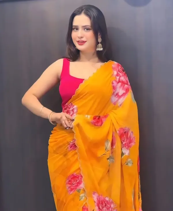 Yellow_Color_Georgette_1_-_Minute_Ready_to_Wear_Saree_with_Blouse_Piece