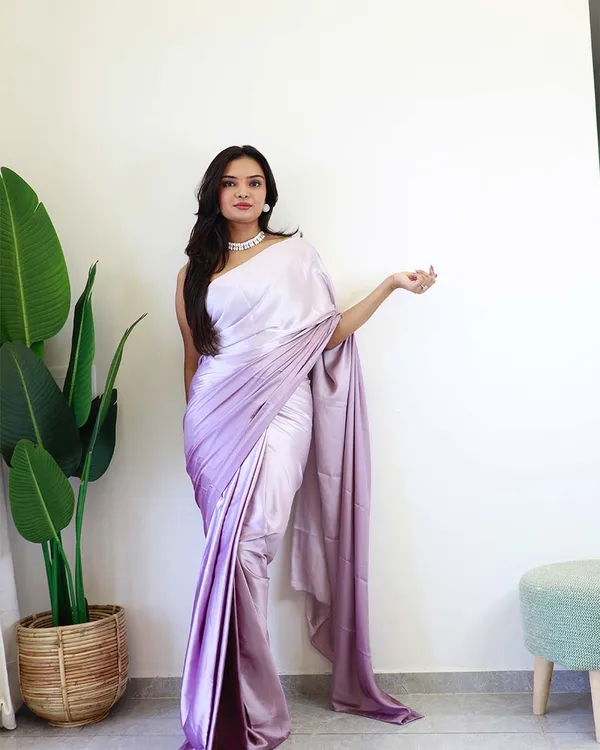 Lavender_Colour_1-Minute_Ready_To_Wear_Chiffon_Saree_With_Blouse_Piece