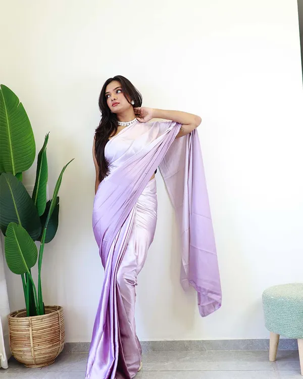 Lavender_Colour_1-Minute_Ready_To_Wear_Chiffon_Saree_With_Blouse_Piece