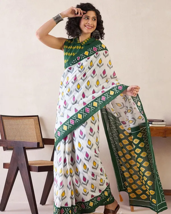 White_And_Green_Color_Mulmul_Cotton_1_-_Minute_Ready_to_Wear_Saree_with_Pocket_and_Blouse_Piece