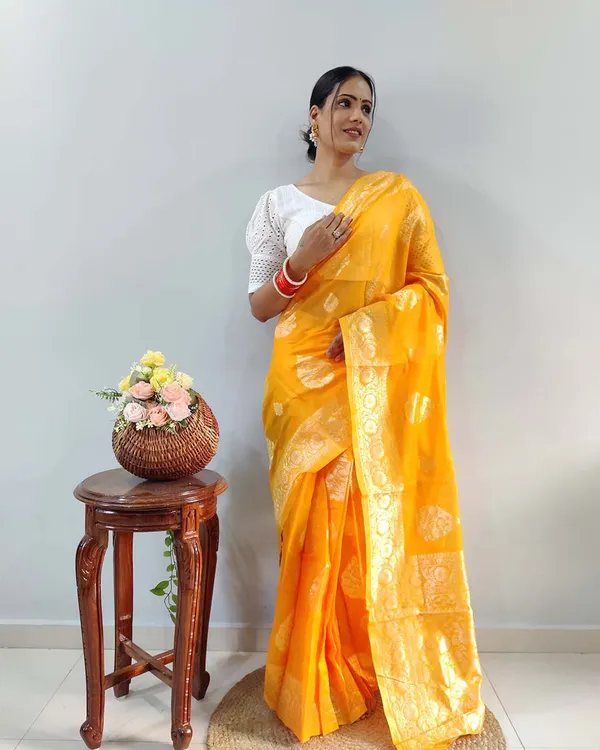 Yellow_Color_1-Minute_Ready_To_Wear_Georgette_Saree_With_Blouse_Piece
