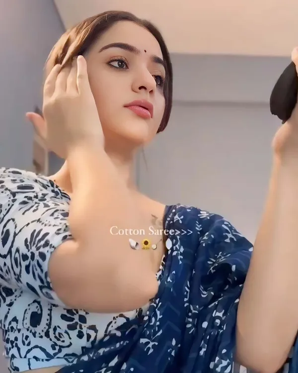 Navy_Blue_Color_1-Minute_Ready_To_Wear_Cotton_Saree_With_Blouse_Piece