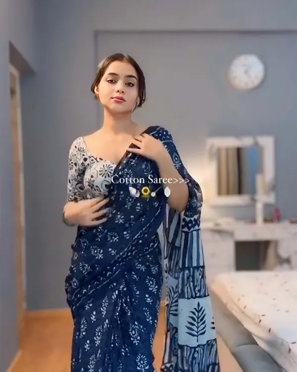 Navy_Blue_Color_1-Minute_Ready_To_Wear_Cotton_Saree_With_Blouse_Piece