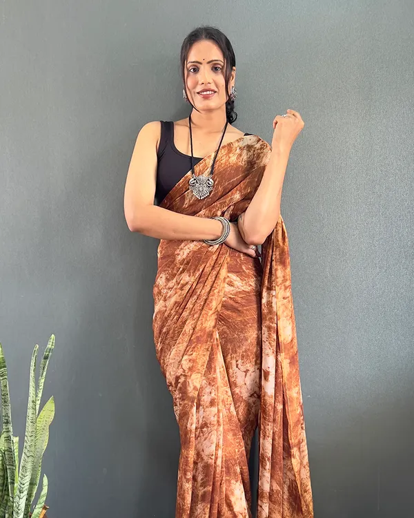 Orange_Color_1-Minute_Ready_To_Wear_Georgette_Saree_With_Blouse_Piece