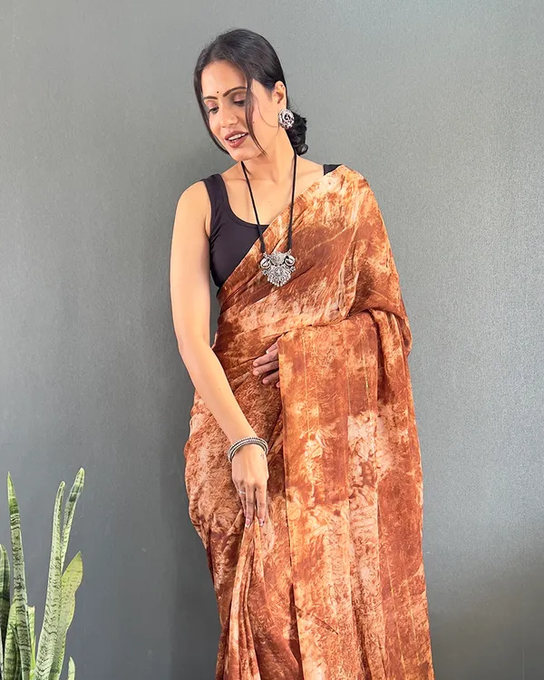 Orange_Color_1-Minute_Ready_To_Wear_Georgette_Saree_With_Blouse_Piece