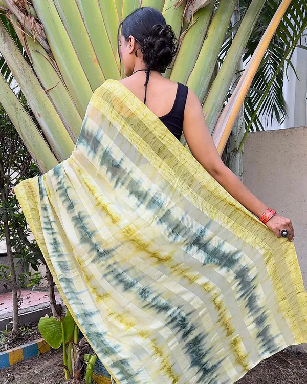 Yellow_color_1-Minute_Ready_To_Wear_Naylon_Saree_With_Blouse_Piece