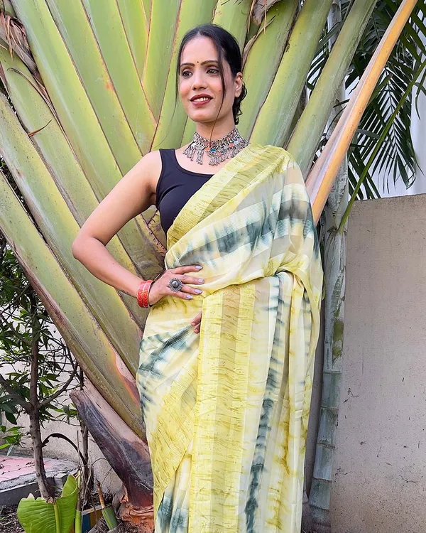 Yellow_color_1-Minute_Ready_To_Wear_Naylon_Saree_With_Blouse_Piece