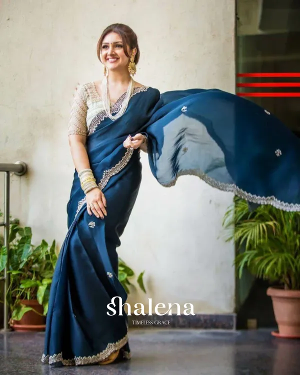 Blue_Color_Georgette_Saree_with_Embroidery_Design