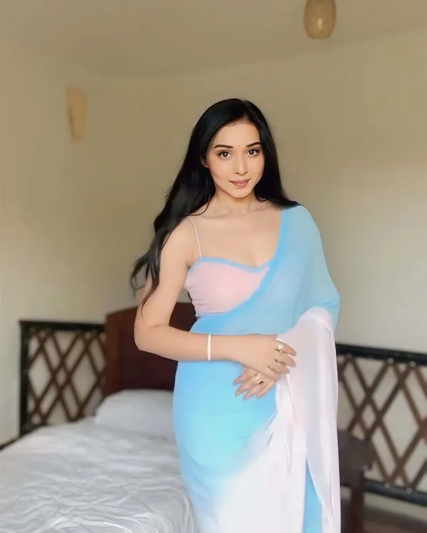 Dual_Color_1-Minute_Ready_To_Wear_Georgette_Saree_With_Blouse_Piece