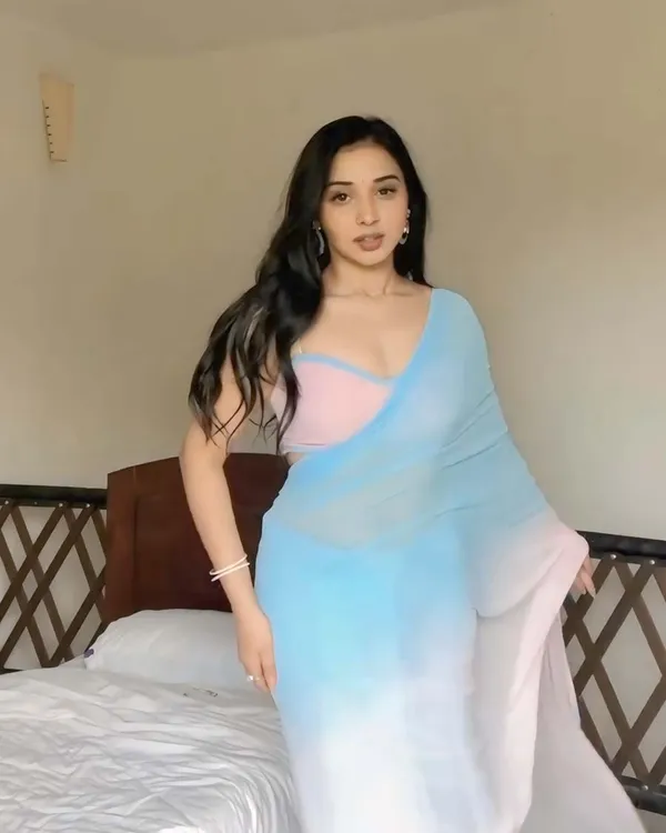 Dual_Color_1-Minute_Ready_To_Wear_Georgette_Saree_With_Blouse_Piece