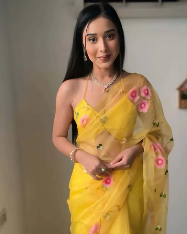 Yellow_Color_1-Minute_Ready_To_Wear_Organza_Saree_With_Blouse_Piece