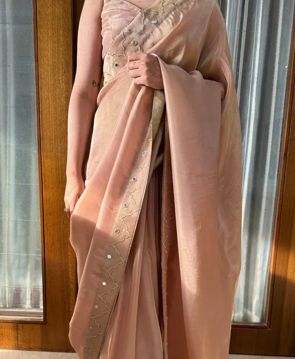 Peach_Color_Soft_Malai_Sattin_Silk_1_-_Minute_Ready_to_Wear_Saree_with_Fully_Stitch_Blouse_(Free_Size)_Up_to_44