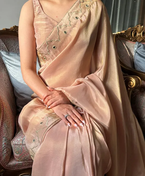 Peach_Color_Soft_Malai_Sattin_Silk_1_-_Minute_Ready_to_Wear_Saree_with_Fully_Stitch_Blouse_(Free_Size)_Up_to_44