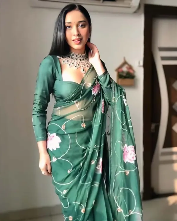 Green_Color_1-Minute_Ready_To_Wear_Organza_Saree_With_Blouse_Piece
