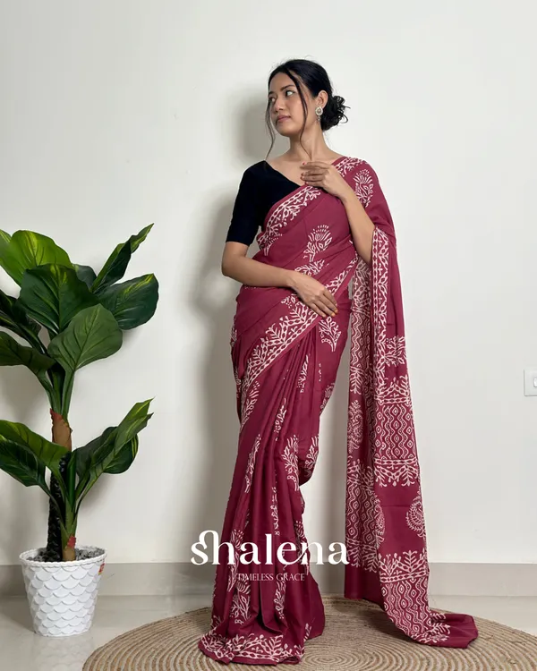 Marron_Color_1_Minute_Ready_To_Wear_Mulmul_Cotton_Digital_Printed_Saree_With_Pocket