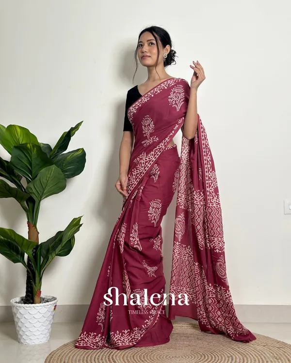 Marron_Color_1_Minute_Ready_To_Wear_Mulmul_Cotton_Digital_Printed_Saree_With_Pocket